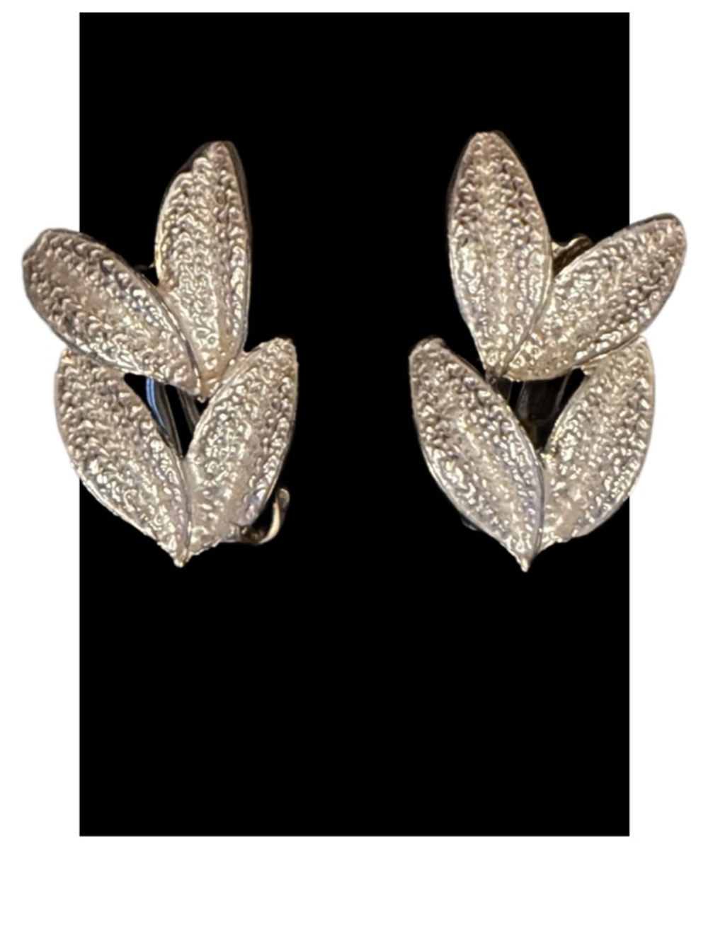 Vintage Silver Leaf Cluster Clip-On Earrings - Women Jewelry